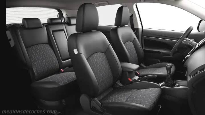 Interior Mitsubishi ASX 2020