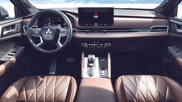 Salpicadero Mitsubishi Outlander 2025