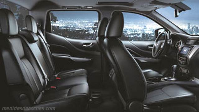 Interior Nissan NP300 Navara 2016