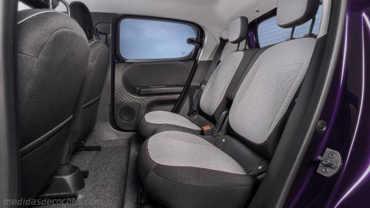 Interior Nissan Pixo 2027