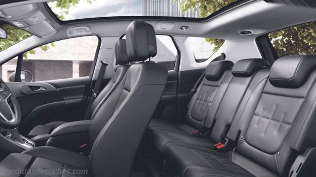 Interior Opel Meriva 2014