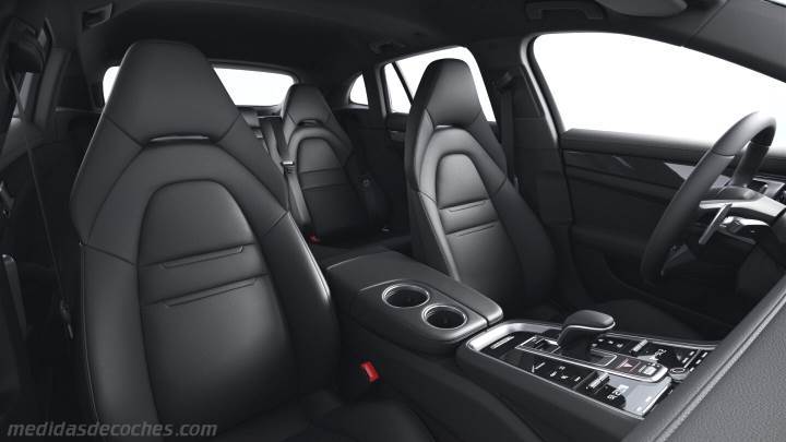 Interior Porsche Panamera Sport Turismo 2021