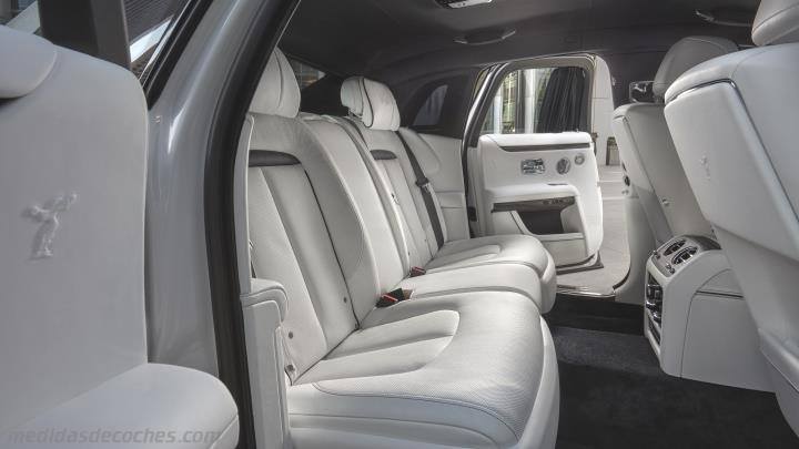 Interior Rolls-Royce Ghost 2021