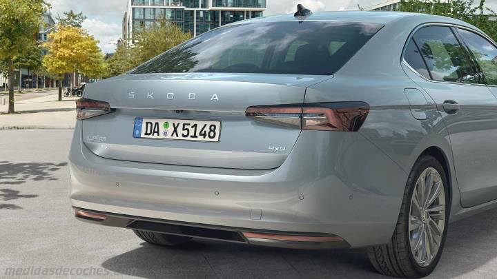 Maletero Skoda Superb 2024