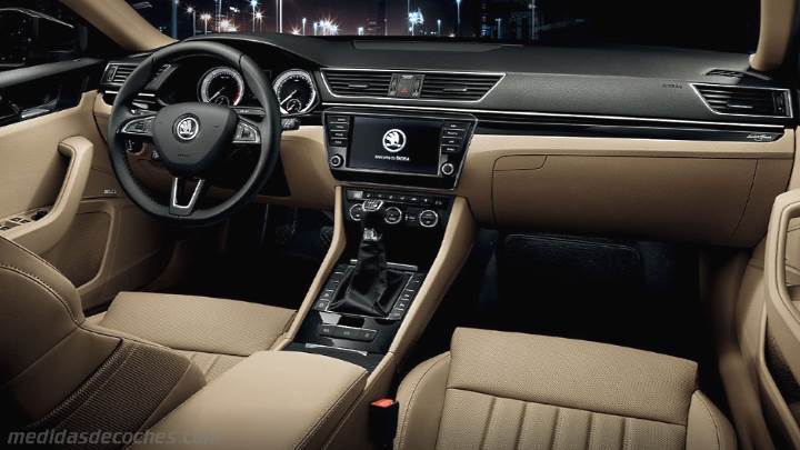 Resultado de imagen de skoda superb interior