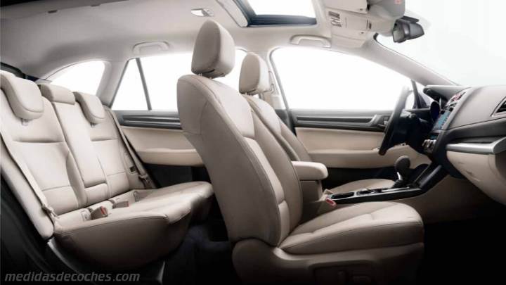 Interior Subaru Outback 2015