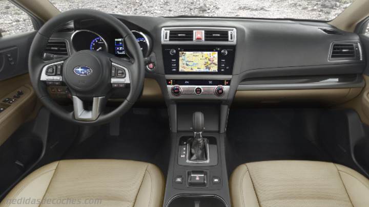 Salpicadero Subaru Outback 2015