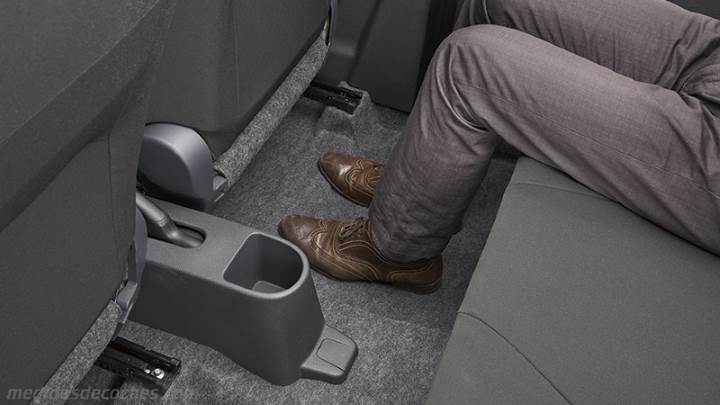 Interior Suzuki Celerio 2015