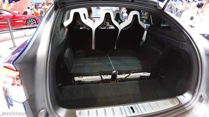 Maletero Tesla Model X 2016