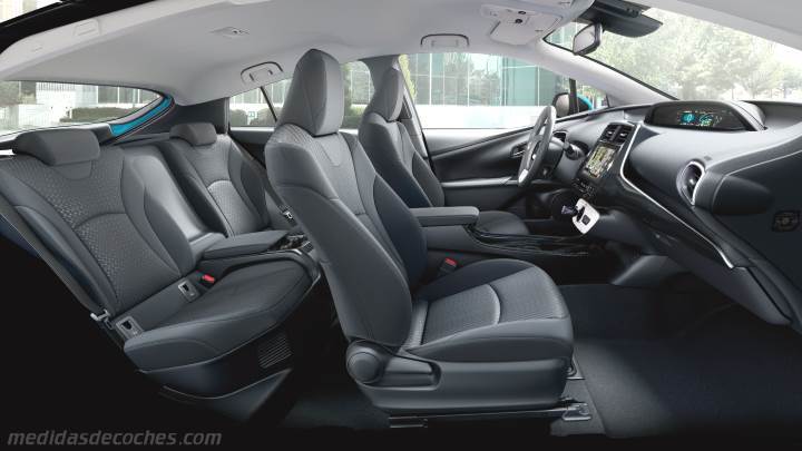 Interior Toyota Prius Plug-in Hybrid 2017