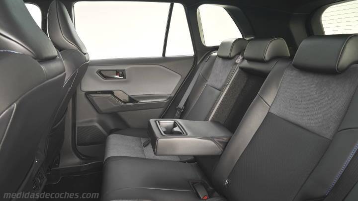 Interior Toyota RAV4 2026