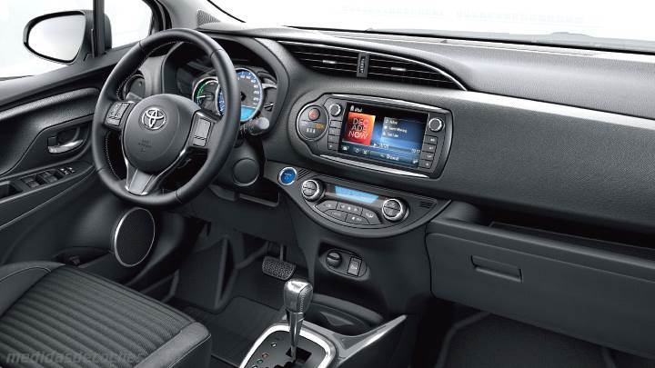 Salpicadero Toyota Yaris 2014