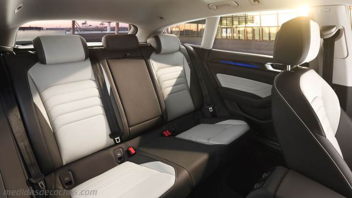 Interior Volkswagen Arteon Shooting Brake 2021