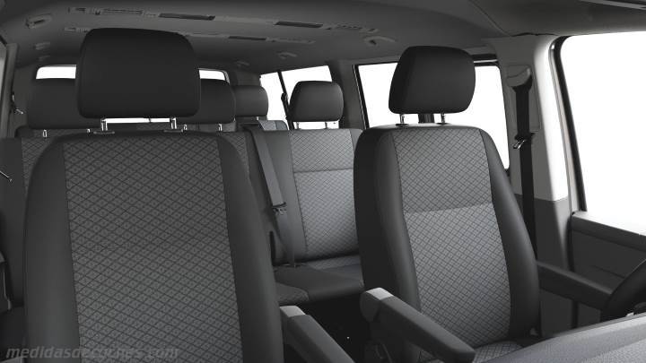 Interior Volkswagen Caravelle Larga 2020