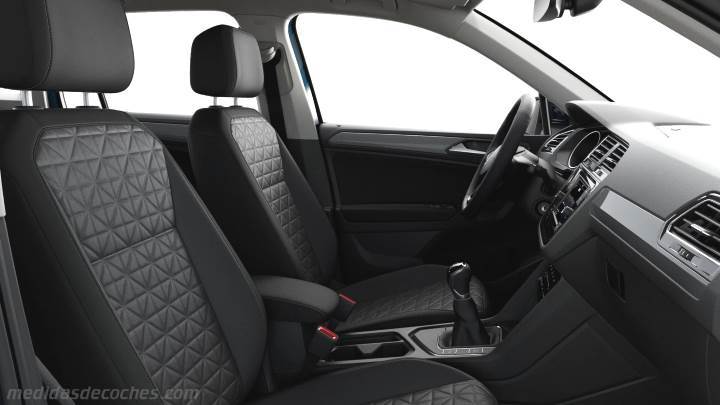 Interior Volkswagen Tiguan 2021